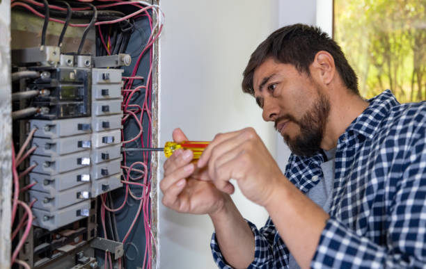 Best Affordable Emergency Electrician  in Channelview, TX